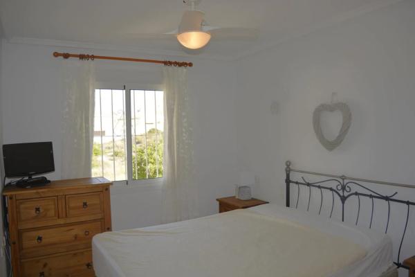 Casa independiente en calle Luxemburgo, 99