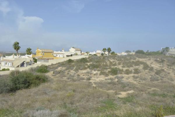 Casa independiente en calle Luxemburgo, 99