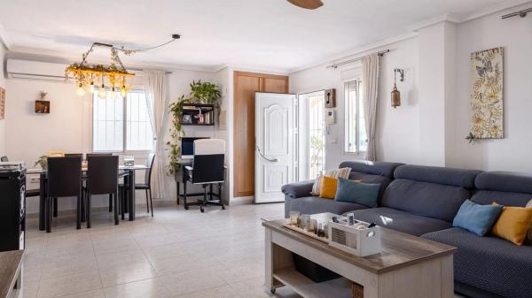 Casa independiente en calle Belgica, 41 C