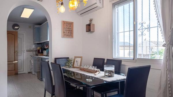 Casa independiente en calle Belgica, 41 C