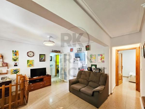 Casa independiente en calle Canarias