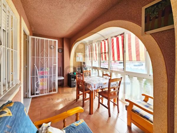 Casa independiente en calle Canarias