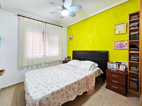 Casa independiente en calle Canarias