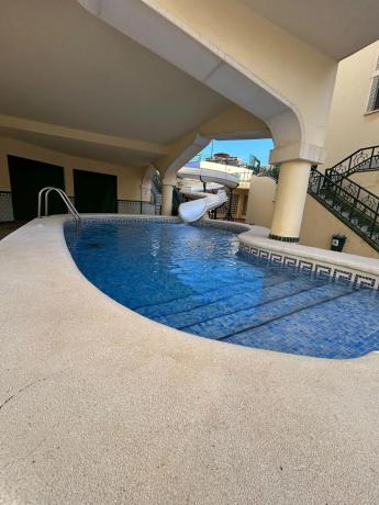 Piso en avenida Santiago Bernabéu