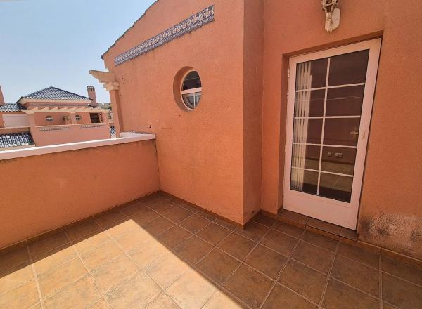 Chalet adosado en avenida Zaragoza, 22