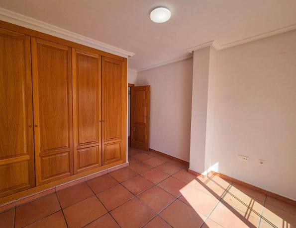 Chalet adosado en calle Gerona, 7