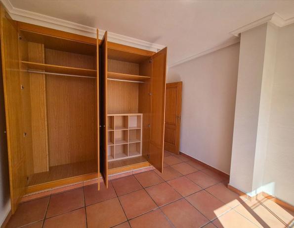 Chalet adosado en calle Gerona, 7