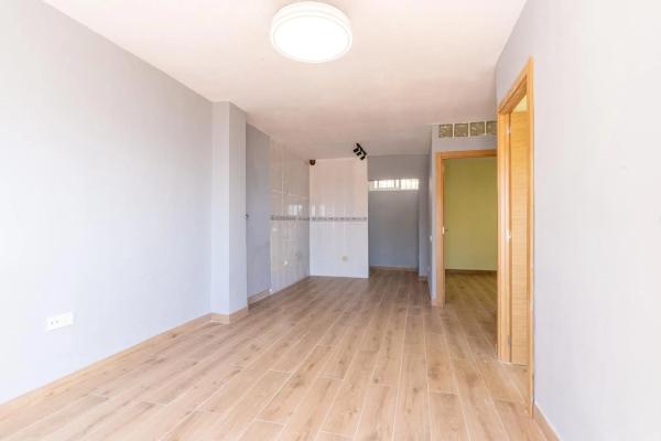 Piso en calle Bolonia