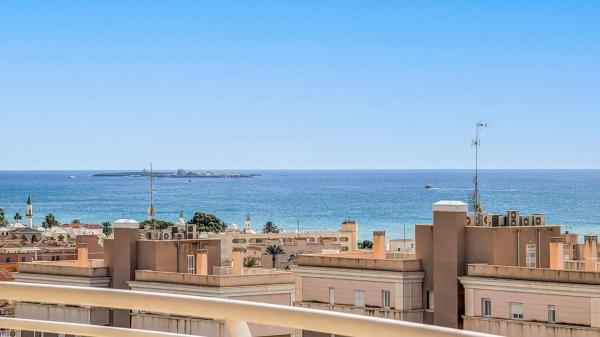 Piso en calle Juan Sebastián Elcano