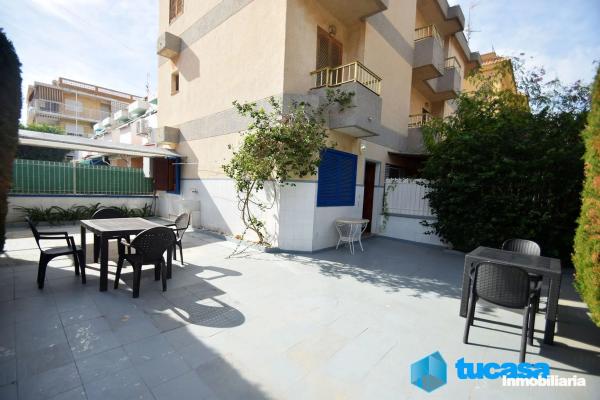 Chalet adosado en avenida Albacete, 117