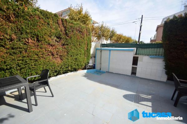 Chalet adosado en avenida Albacete, 117