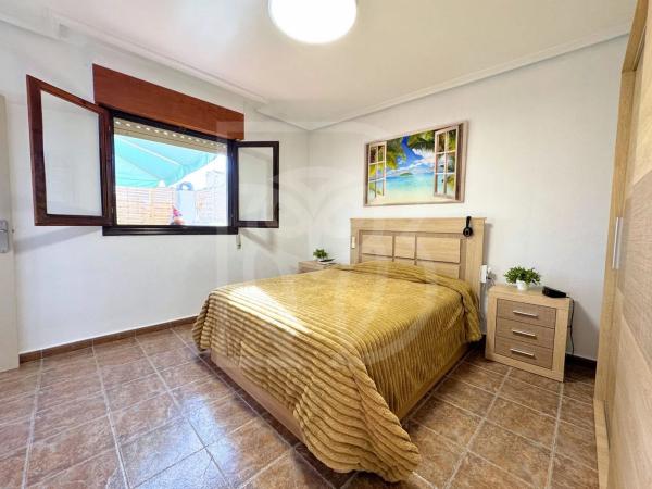 Casa independiente en calle Antonio Orts