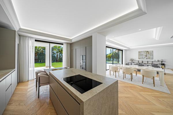 Las Lomas del Marbella Club, Marbella Golden Mile