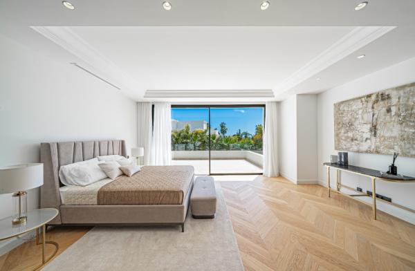 Las Lomas del Marbella Club, Marbella Golden Mile