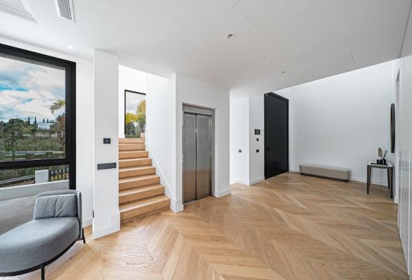 Las Lomas del Marbella Club, Marbella Golden Mile