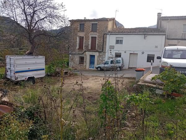 Casa de pueblo en Metge Serra, 35