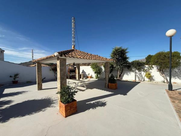 Casa independiente en calle Alcoraya s/n