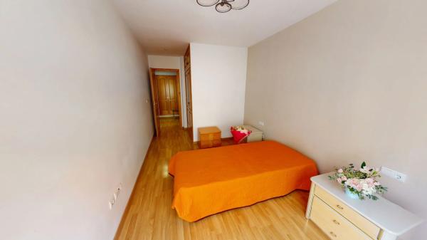 Piso en calle Angelina Bendito