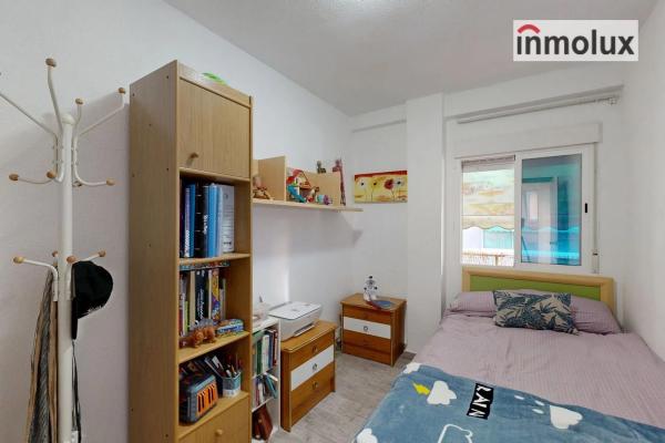 Piso en calle Deportista Ángel Aznar