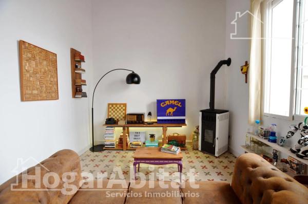 Casa independiente en calle Pérez Medina