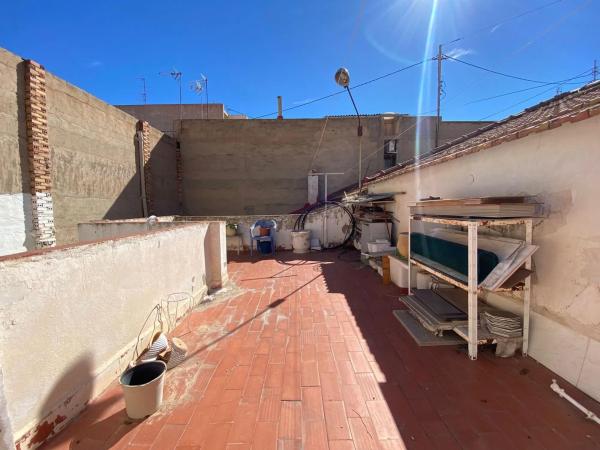 Casa independiente en calle de Monóvar