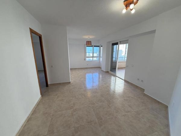 Piso en calle Músico Agustín Bertomeu, 1