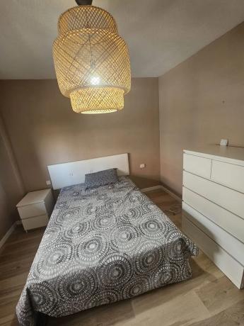 Piso en calle Acuario, 7