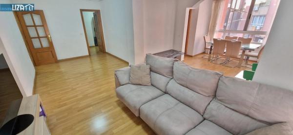 Piso en calle de la Primavera, 22