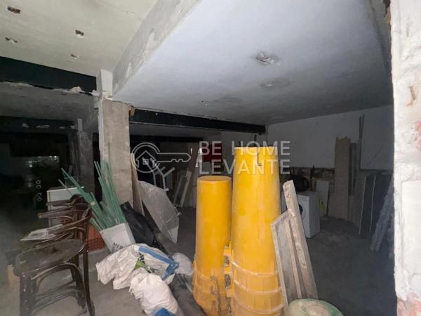 Estudio en Barrio Carolinas Bajas