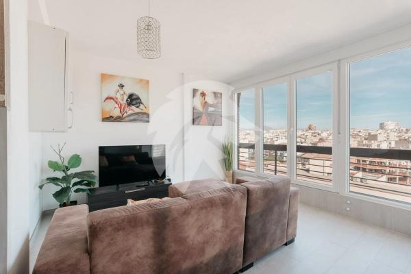 Piso en avenida Alcoi