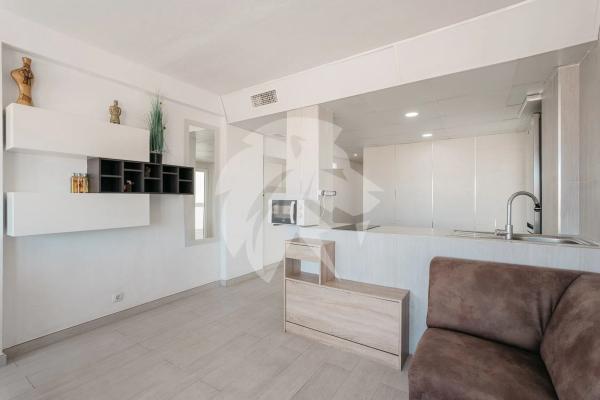 Piso en avenida Alcoi