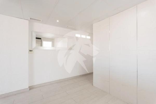 Piso en avenida Alcoi