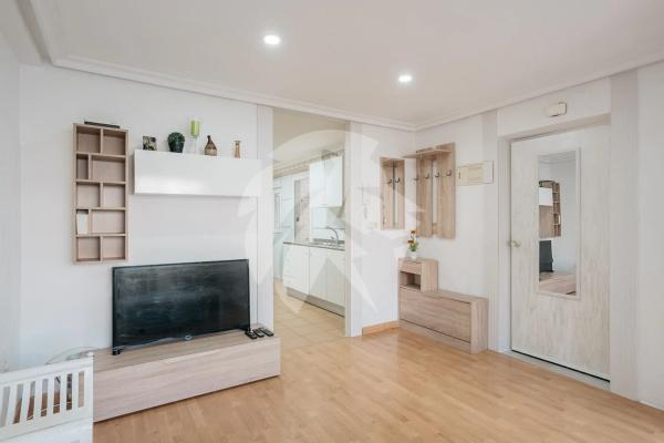 Piso en avenida Alcoi