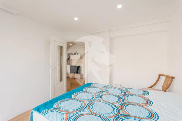 Piso en avenida Alcoi