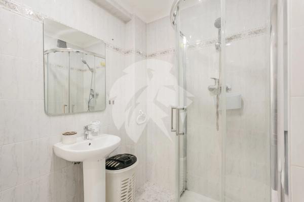 Piso en avenida Alcoi