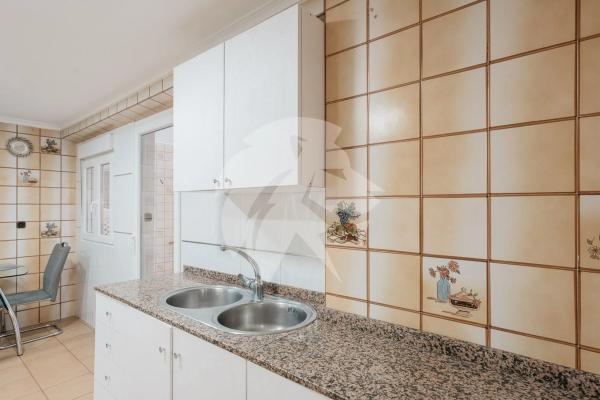 Piso en avenida Alcoi