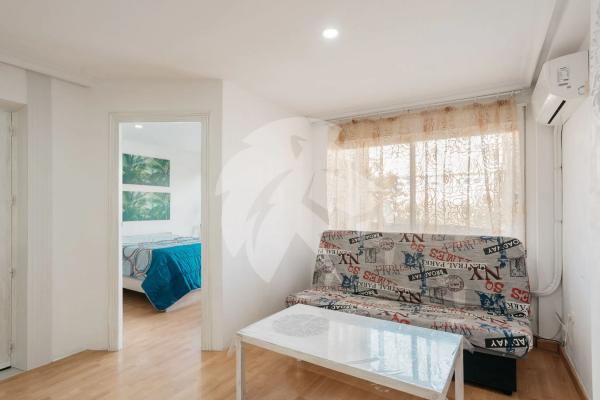 Piso en avenida Alcoi