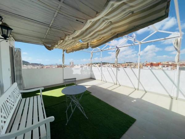 Ático en calle Montero Ríos