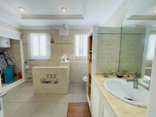 Ático en calle Montero Ríos