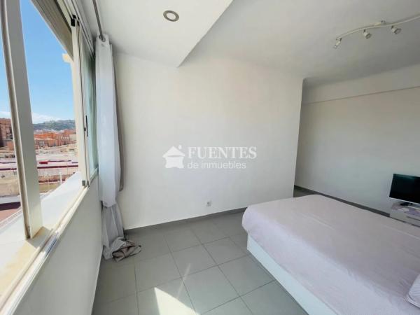 Ático en calle Montero Ríos