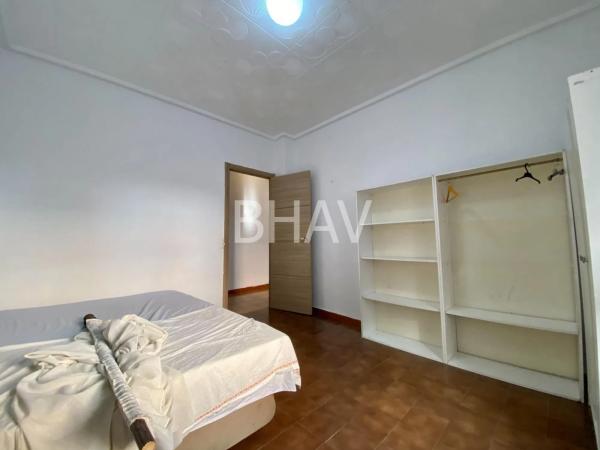 Piso en Barrio Carolinas Bajas