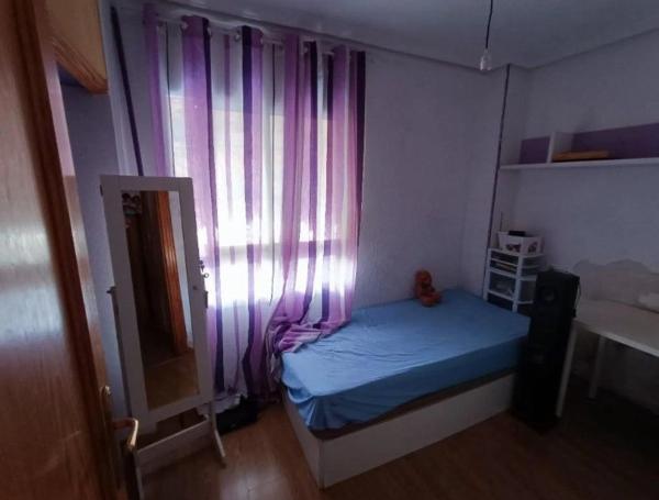 Piso en calle Ciudad de Bari