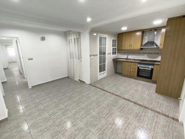 Piso en calle Alonso Cano