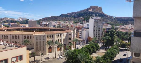Piso en avenida Alcoi