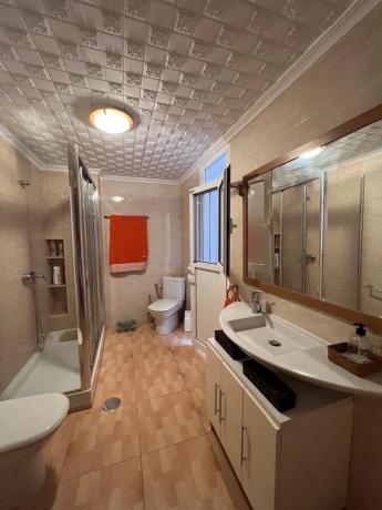 Piso en Barrio Carolinas Bajas