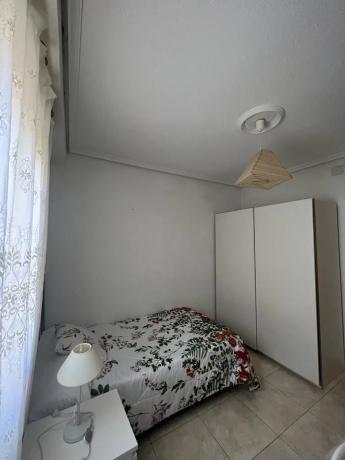 Piso en Barrio Carolinas Bajas