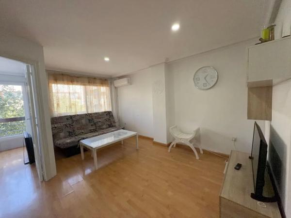 Piso en avenida Alcoi, 9