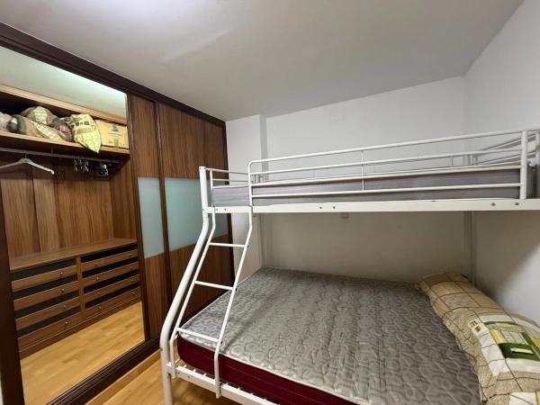 Piso en avenida Alcoi, 9