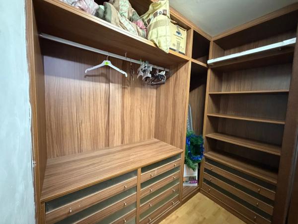 Piso en avenida Alcoi, 9