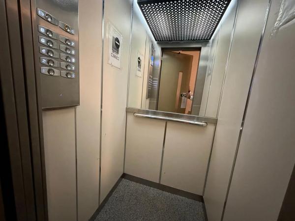 Piso en avenida Alcoi, 9